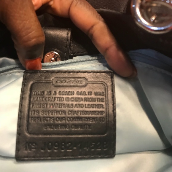 Coach Purse...SOLD  SOME WHERE ELSE - Picture 8 of 8